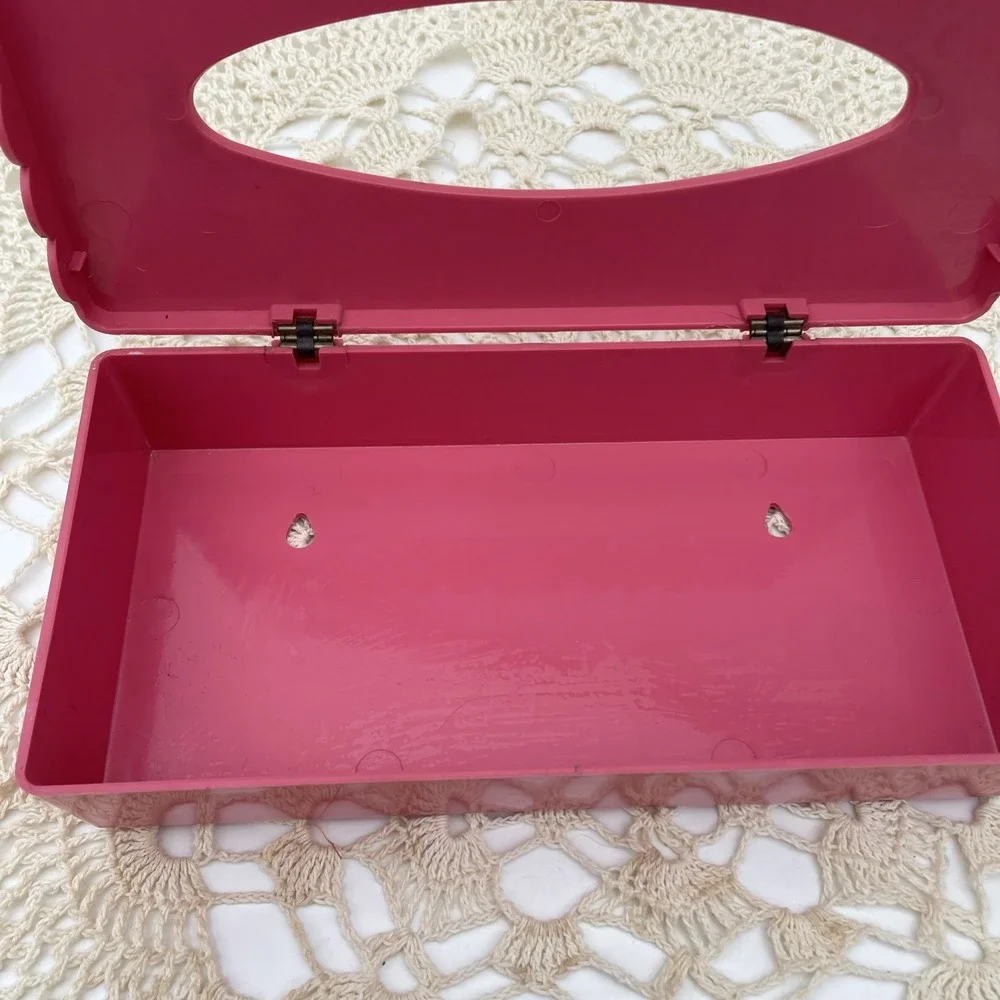 Vintage Pink Plastic Tissue Box Holder Hinged Lid Scalloped Edges granny core